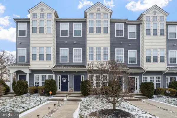 19 Fox Ct, DELANCO, NJ 08075
