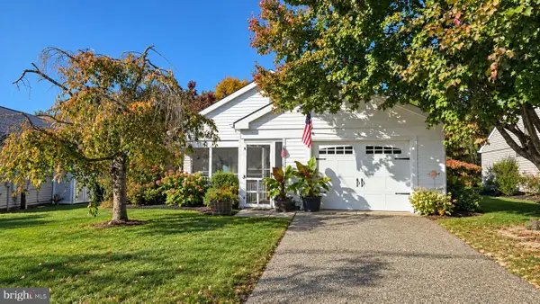 6 Banbury Ln, SOUTHAMPTON, NJ 08088