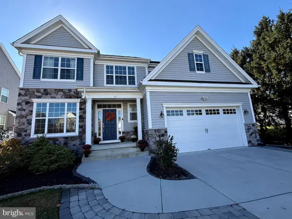 15 Melville Ct, MEDFORD, NJ 08055