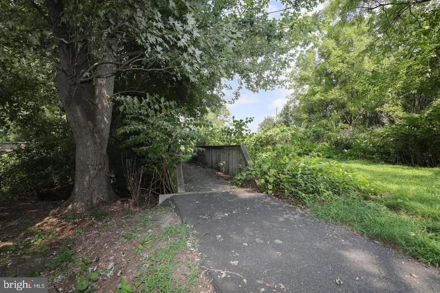 504 Westfield Rd, Moorestown, NJ 08057 - #3