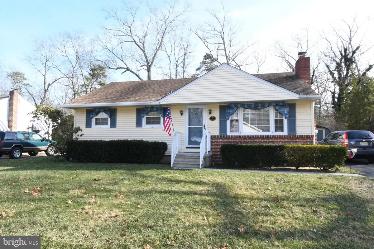 17 E Forest Glen Dr E E, Millville, NJ 08332 - Image #1