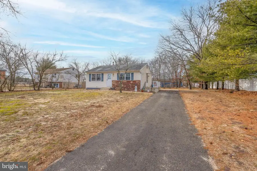 780 Rebecca Dr, Vineland, NJ 08360 - Image #2