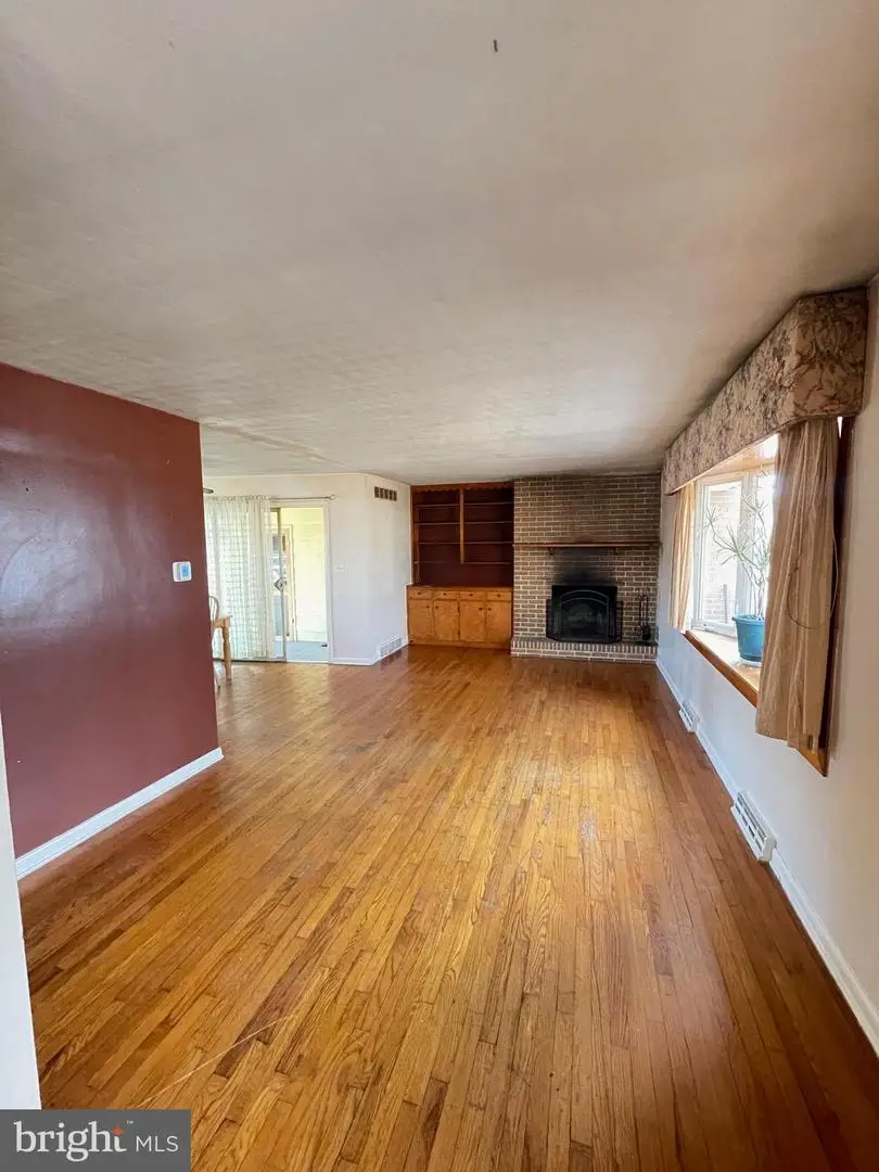 2263 Edgewood Dr, Vineland, NJ 08361 - #3