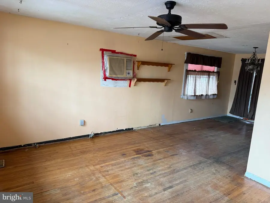 527 Brian Ave, Millville, NJ 08332 - #3