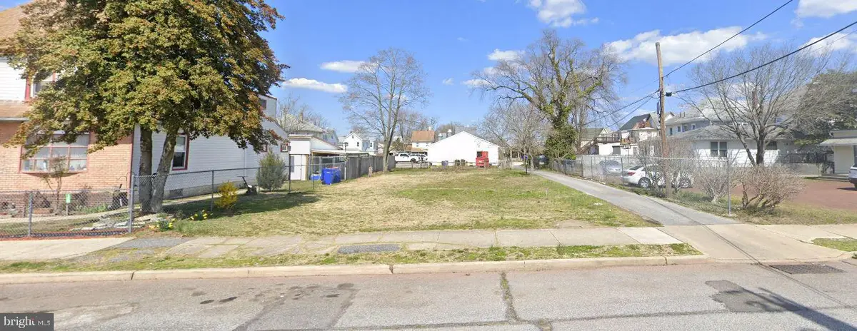 18 E Powell St, Millville, NJ 08332 - #1