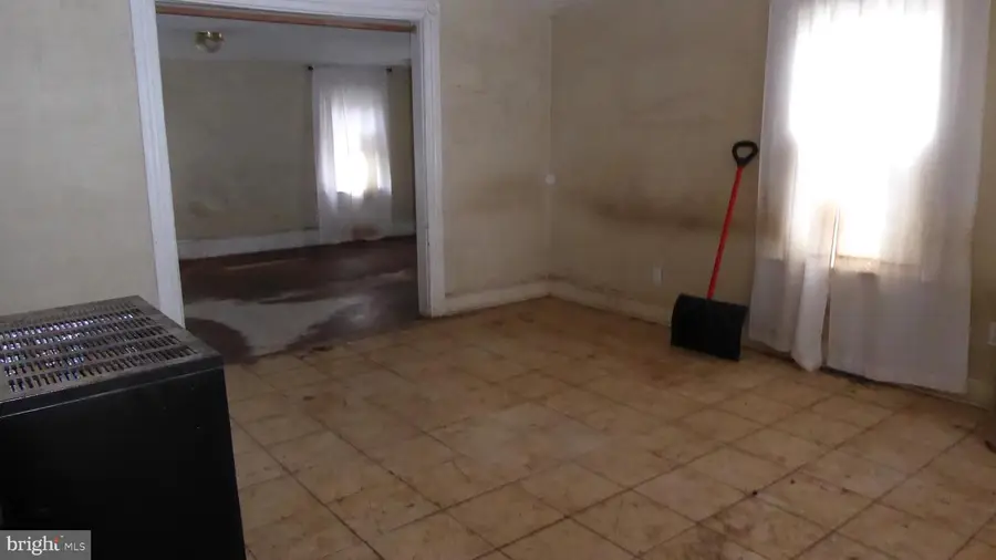 1668 Main St, Port Norris, NJ 08349 - #3