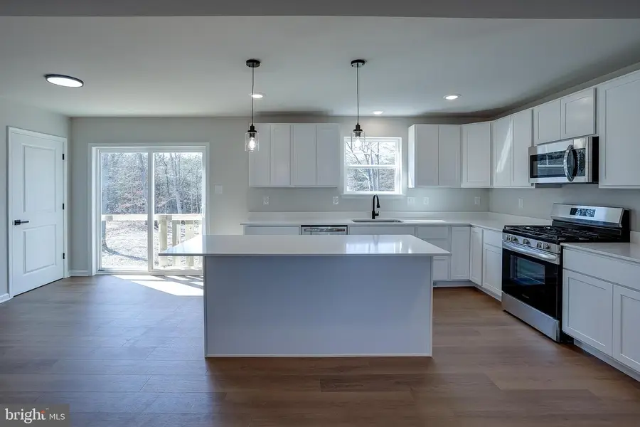 47 Seena Dr, Millville, NJ 08332 - #3