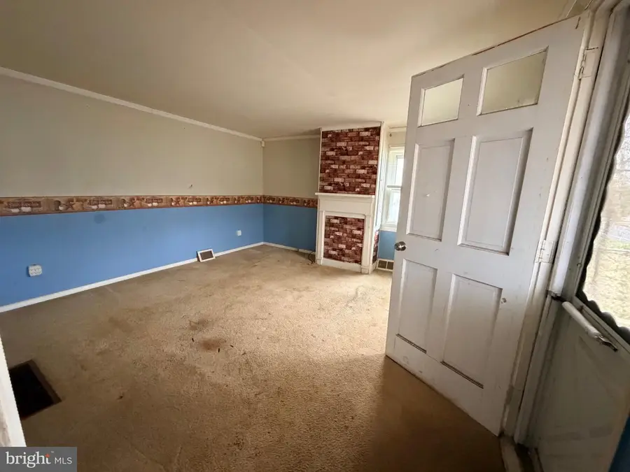 64 Maple Ave, Cedarville, NJ 08311 - #3