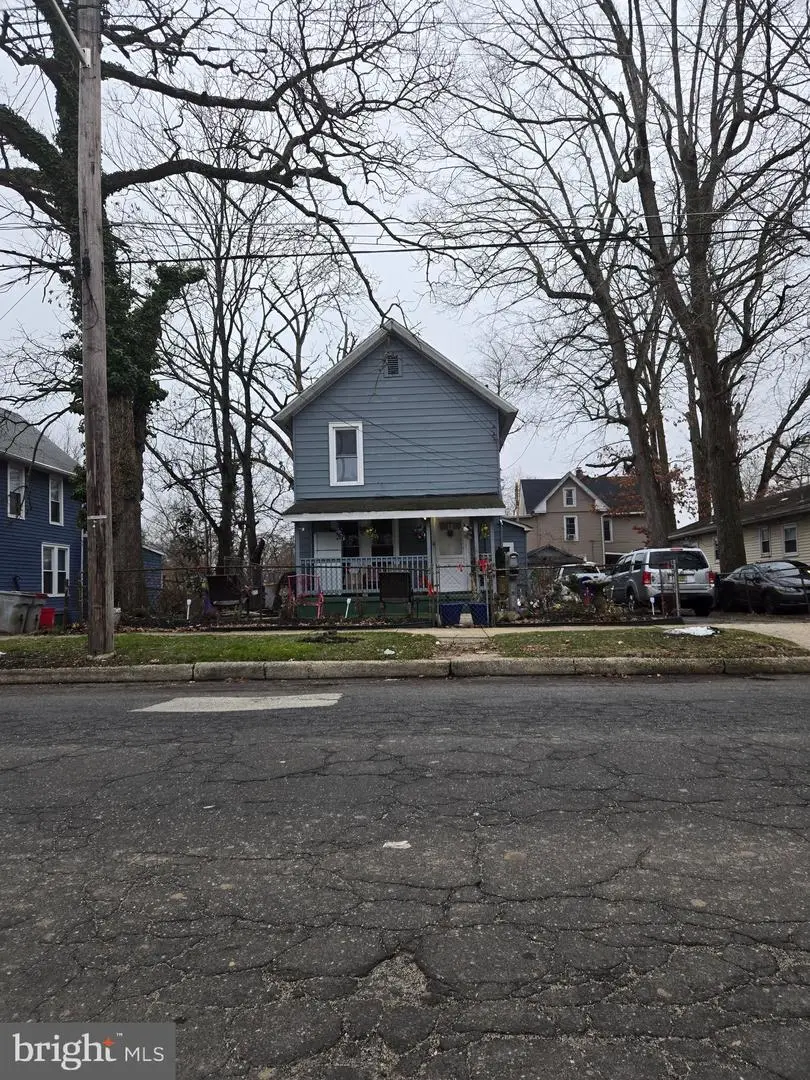 407 W Almond St, Vineland, NJ 08360 - #1