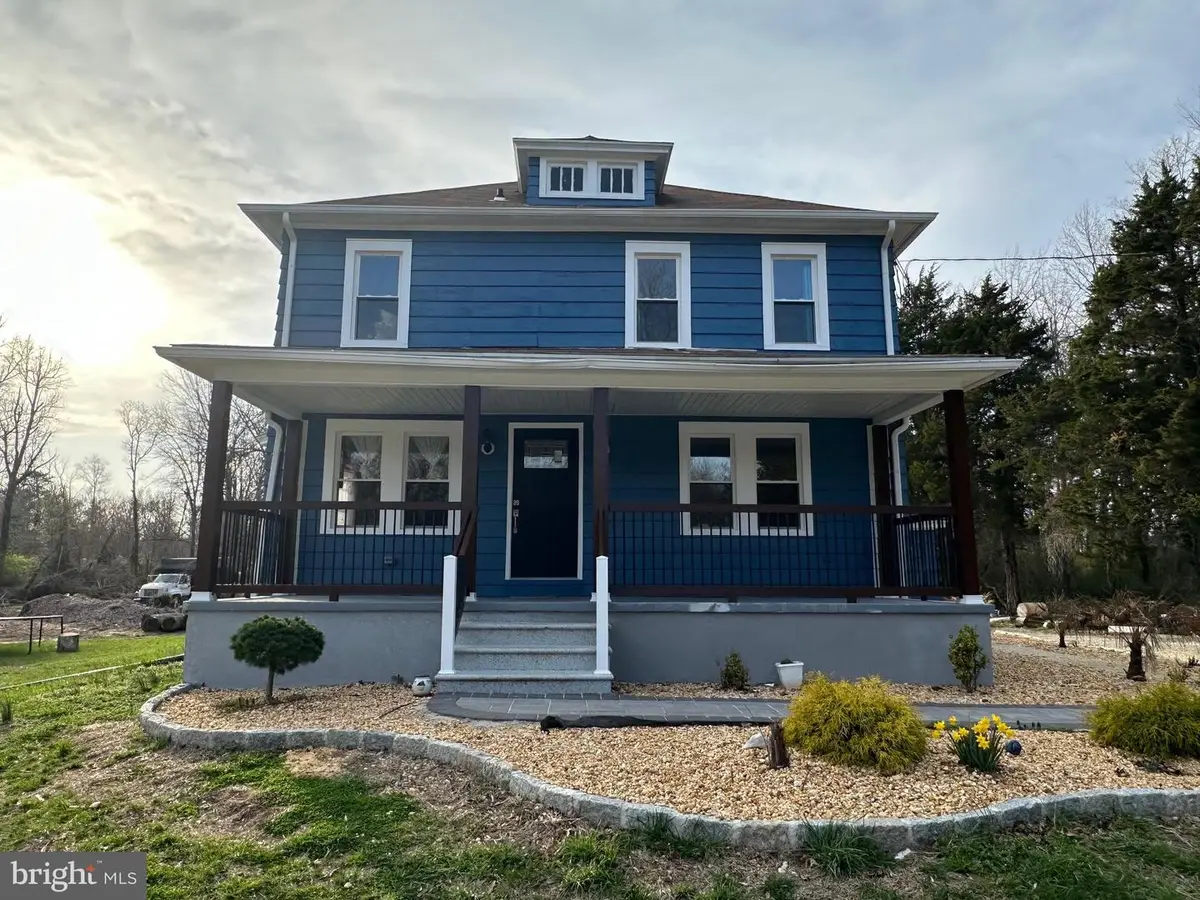 548 N Lincoln Ave, Vineland, NJ 08360 - #1