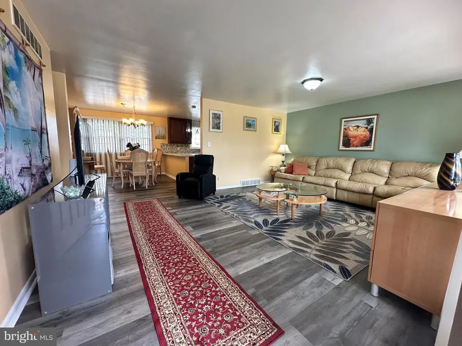575 Royal Dr, Vineland, NJ 08360 - #3