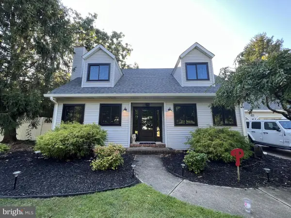 1542 Linden Blvd, VINELAND, NJ 08361