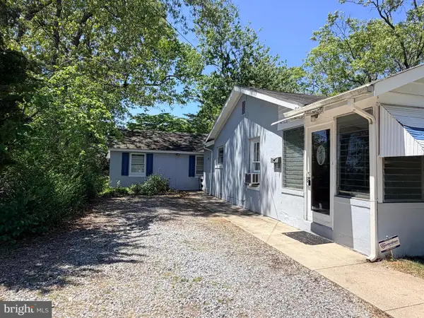 108 N 13th St, MILLVILLE, NJ 08332