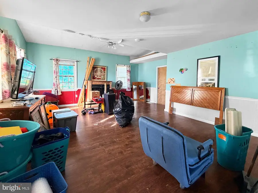 619 Main St, Leesburg, NJ 08327 - #3