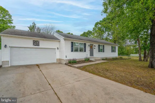 1100 Charles St, VINELAND, NJ 08360