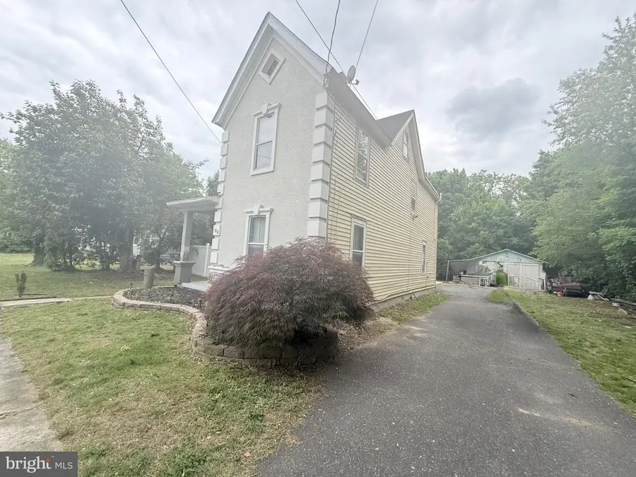 160 W Lincoln St, Bridgeton, NJ 08302 - #3