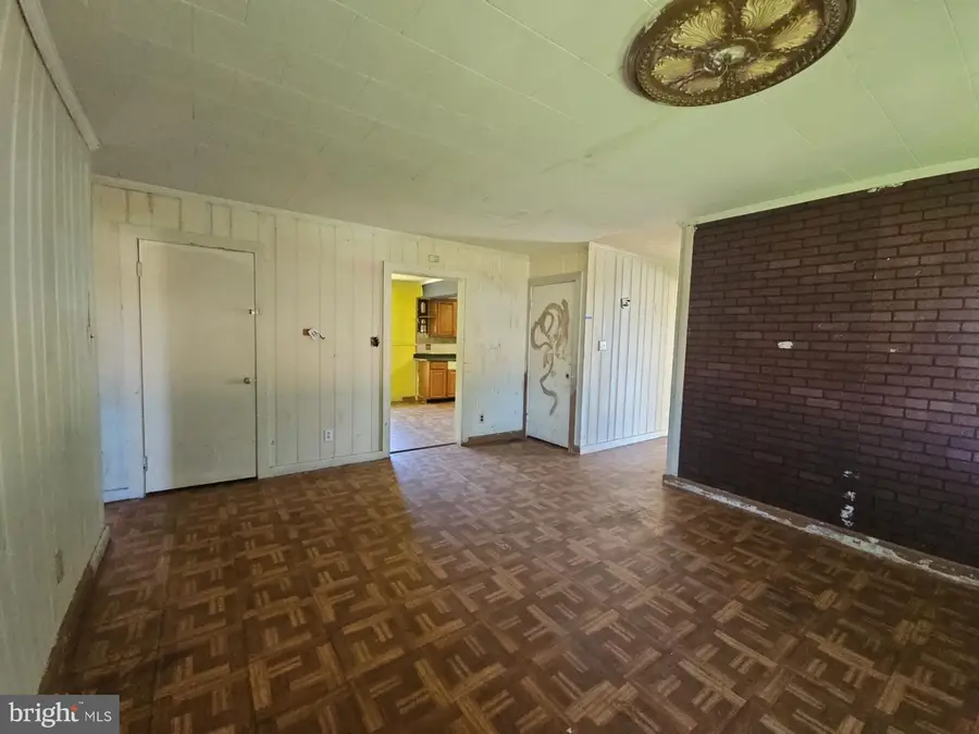 68 Lakeside Dr, Bridgeton, NJ 08302 - #2