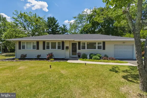 2493 Barry Dr, VINELAND, NJ 08361