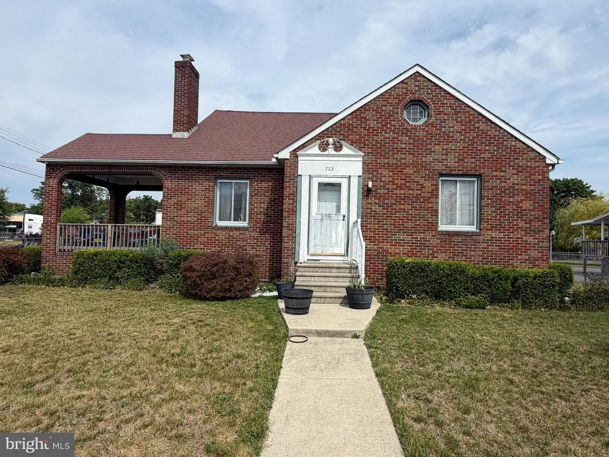 723 S 6th St, Vineland, NJ 08360 - #1