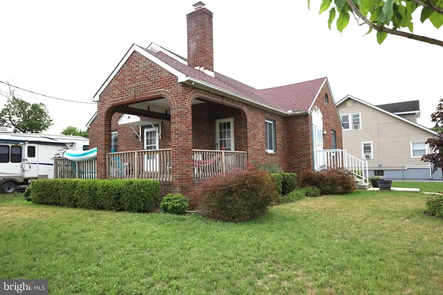723 S 6th St, Vineland, NJ 08360 - #3