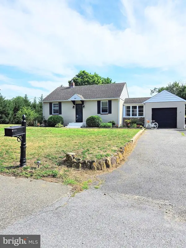 279 Russell Ave, VINELAND, NJ 08360