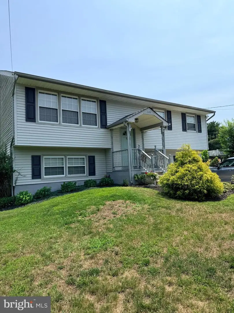 2109 Berkeley Dr, Vineland, NJ 08361 - #2