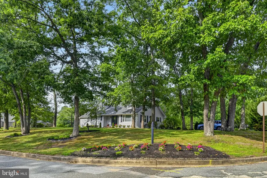 8 E Forest Glen Dr, Millville, NJ 08332 - #3