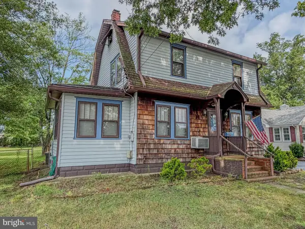 84 Evelyn Ave, VINELAND, NJ 08360