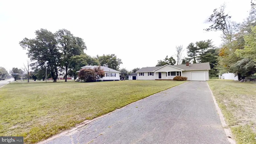 3209 E Chestnut Ave, Vineland, NJ 08361 - #3