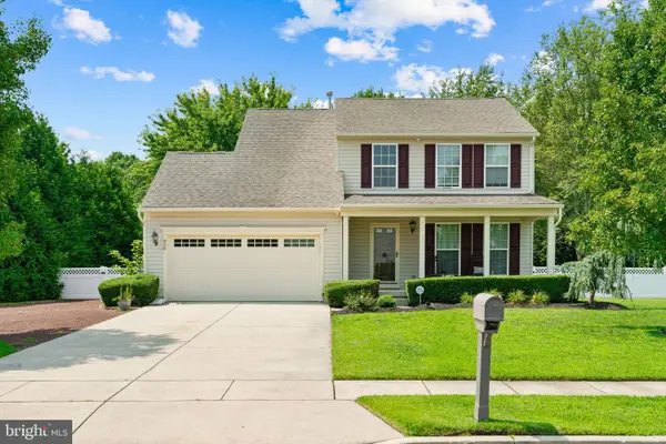 858 Foxmoor Dr, VINELAND, NJ 08361