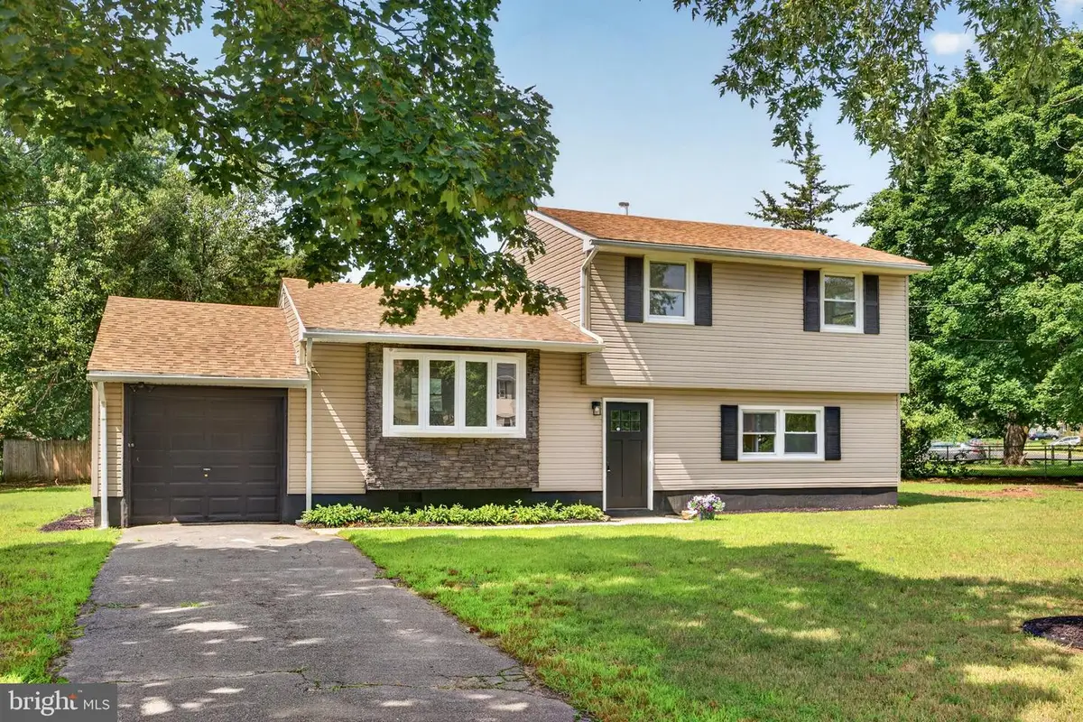 1921 Mountain Dr, Millville, NJ 08332 - #1