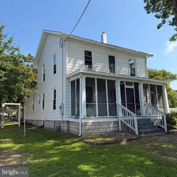 242 E Walnut Rd, VINELAND, NJ 08360