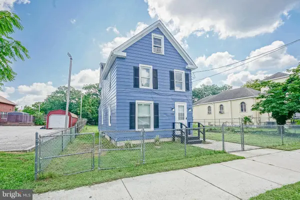 119 S 5th St, MILLVILLE, NJ 08332