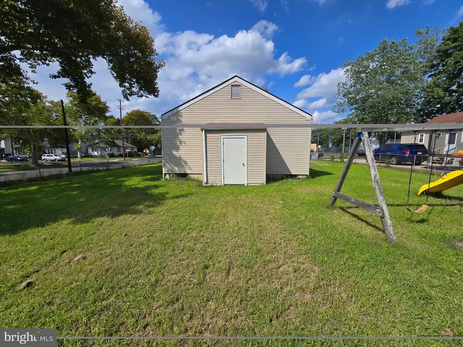 301 W Plum St, Vineland, NJ 08360 - #3