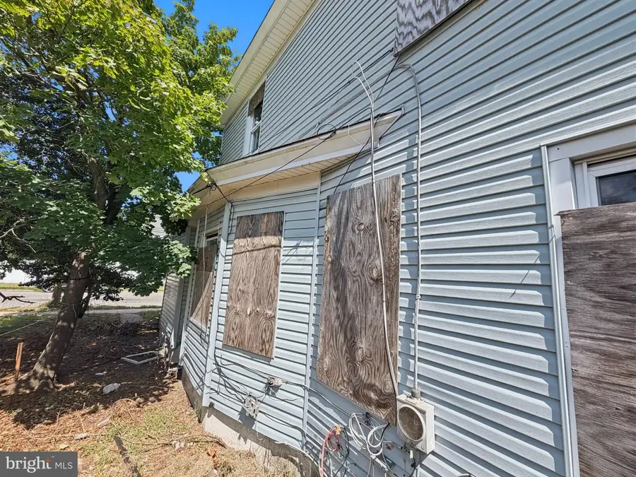3 W Mcneal St, Millville, NJ 08332 - #3