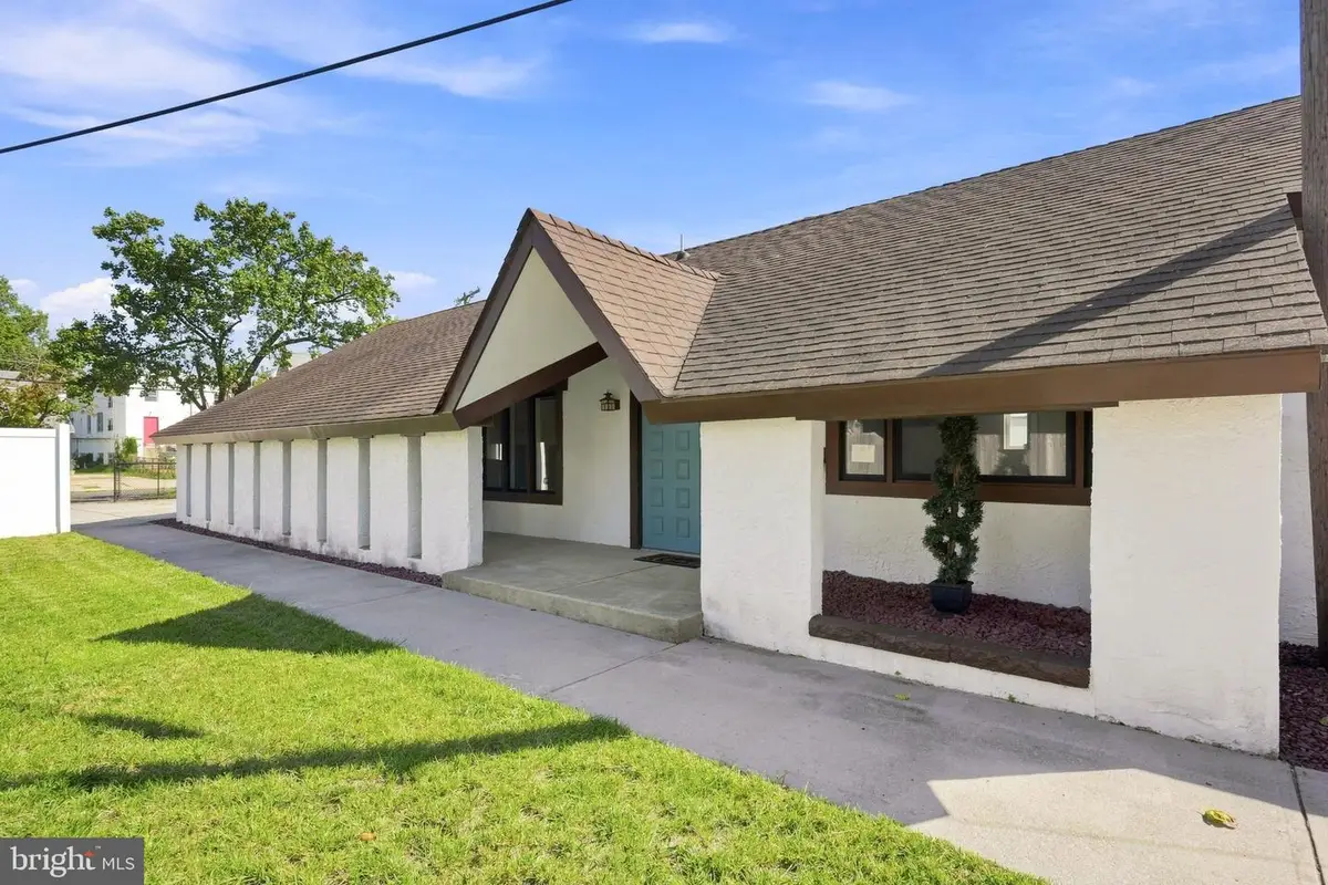 112 N 8th St, Vineland, NJ 08360 - #1