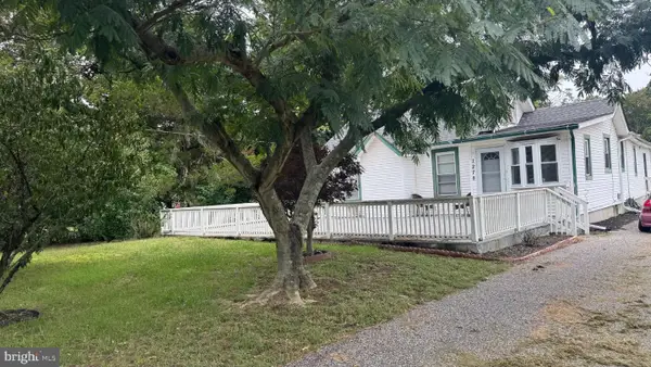 1278 W Oak Rd, VINELAND, NJ 08360