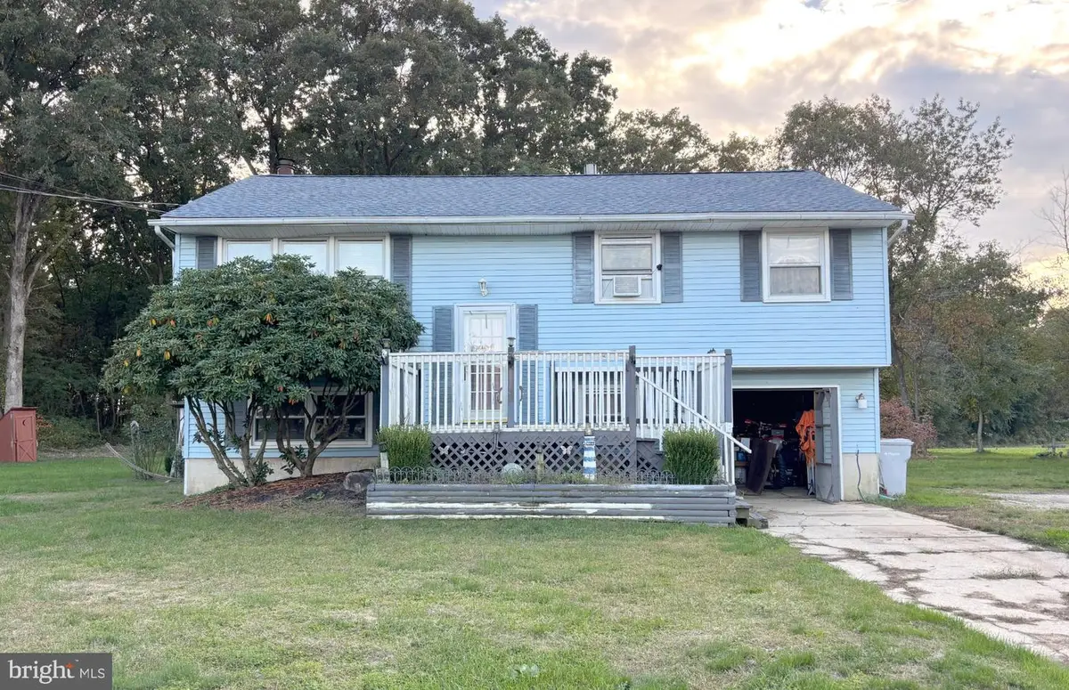 2230 Berkeley Dr, Vineland, NJ 08361 - #1