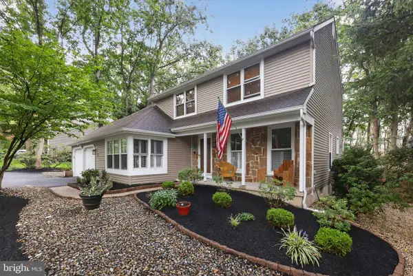 18 Tenby Chase Dr, VOORHEES, NJ 08043