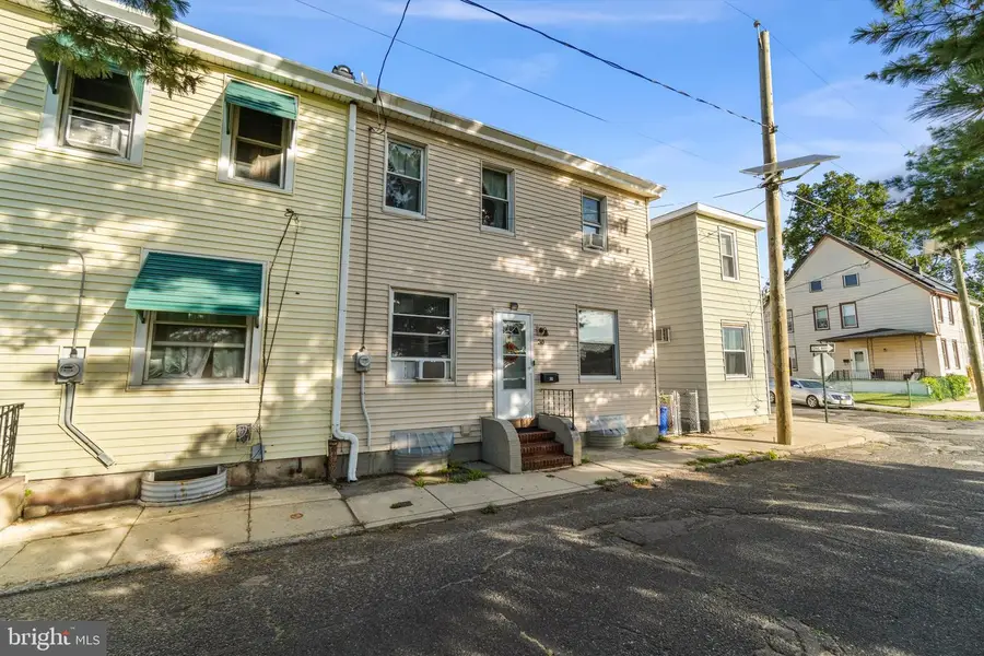 30 S Railroad Ave S, Gloucester City, NJ 08030 - Image #2