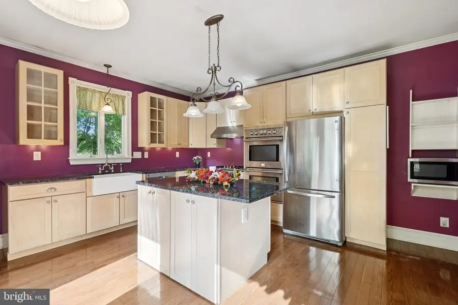 121 Union Ave, Stratford, NJ 08084 - Image #2