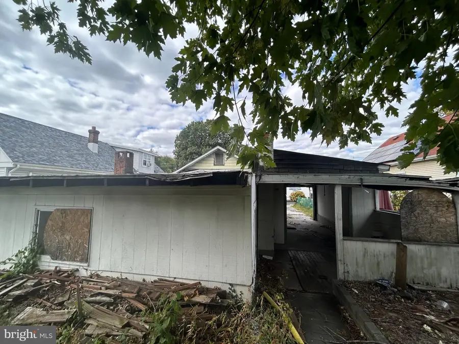 8234 Eden Ln, Pennsauken, NJ 08110 - Image #3