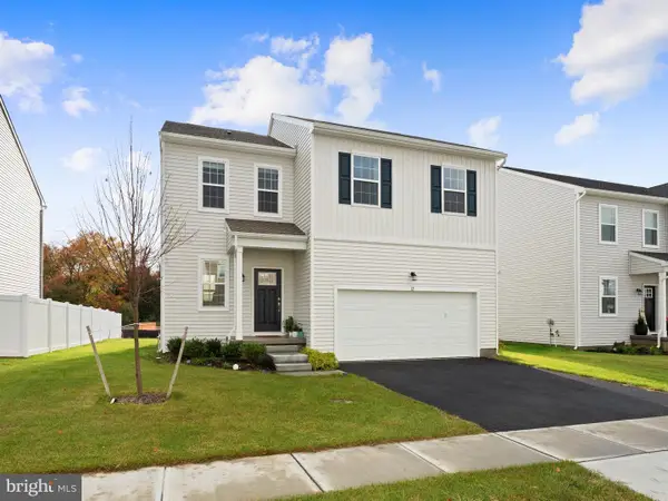 12 Handbell Ln, SICKLERVILLE, NJ 08081