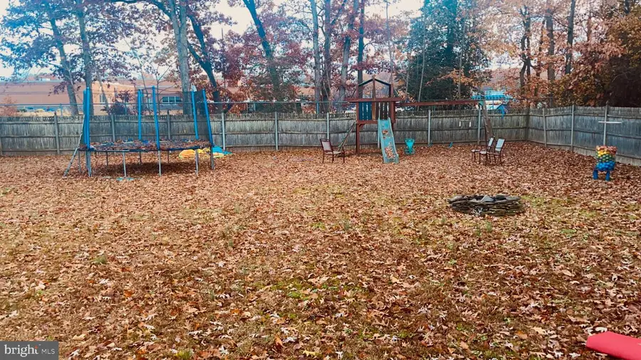 63 Charleston Dr, Sicklerville, NJ 08081 - Image #2