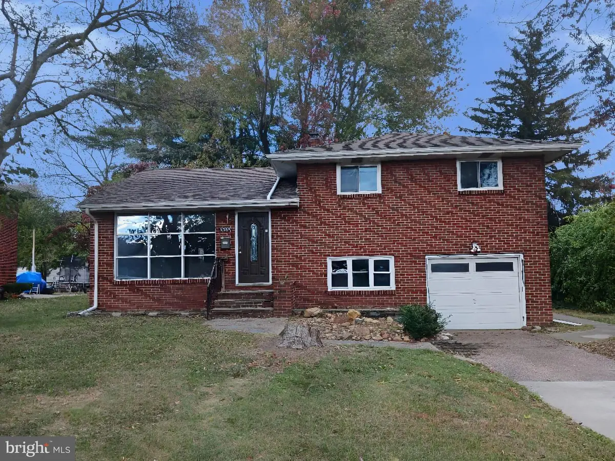 4209 Royal Ave, Pennsauken, NJ 08109 - Image #1