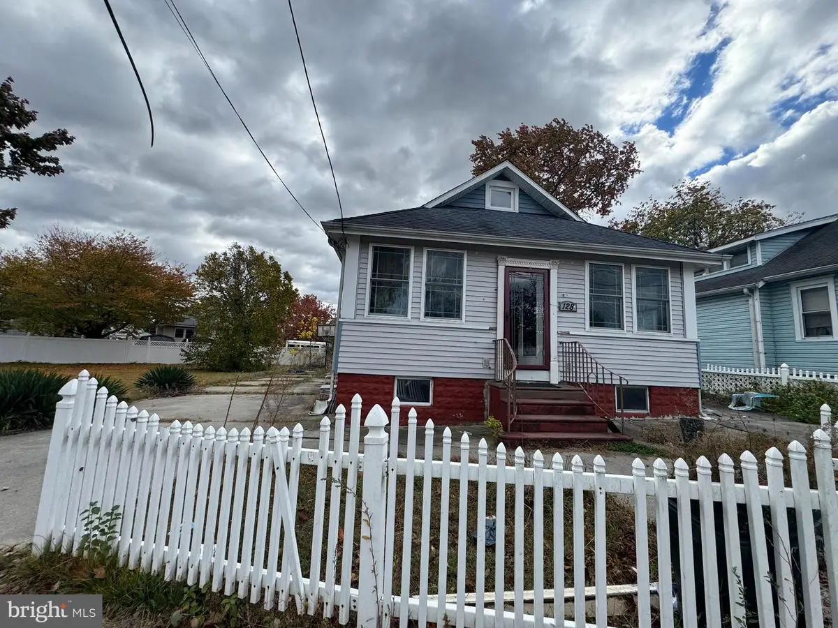 128 Amon Ave, Gloucester City, NJ 08030 - Image #1
