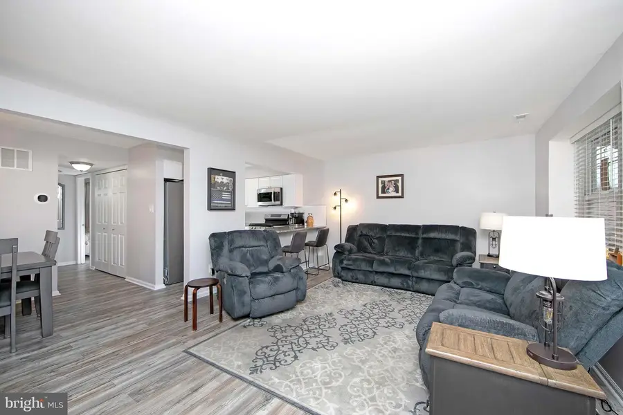 80 Knoll Dr, Blackwood, NJ 08012 - Image #3