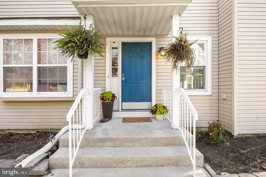 72 Pondview Ln, Sicklerville, NJ 08081 - Image #3