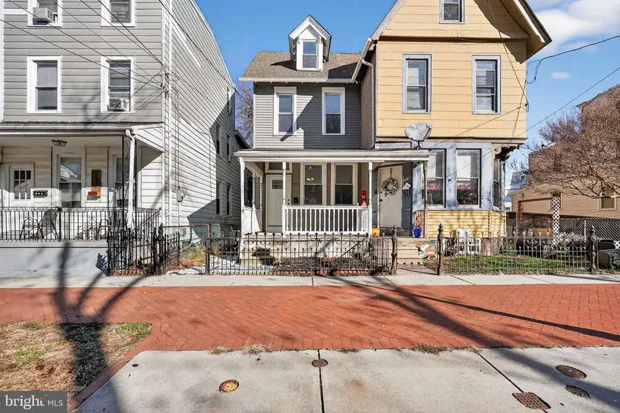 325 Monmouth St, Gloucester City, NJ 08030 - Image #2