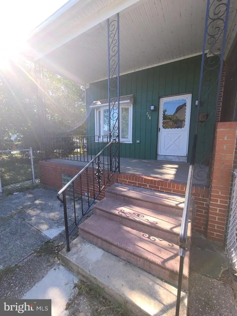 738 Division St, Gloucester City, NJ 08030 - Image #2